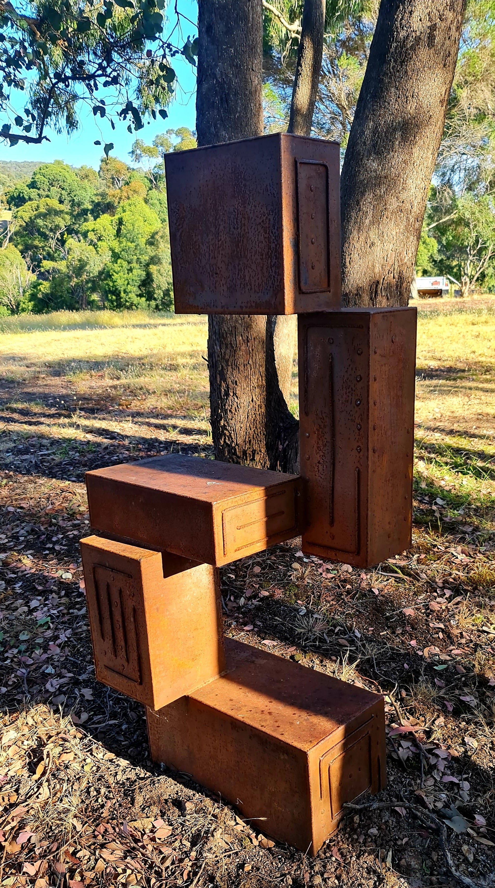 'Language of the Earth II' | 160x60x30cm