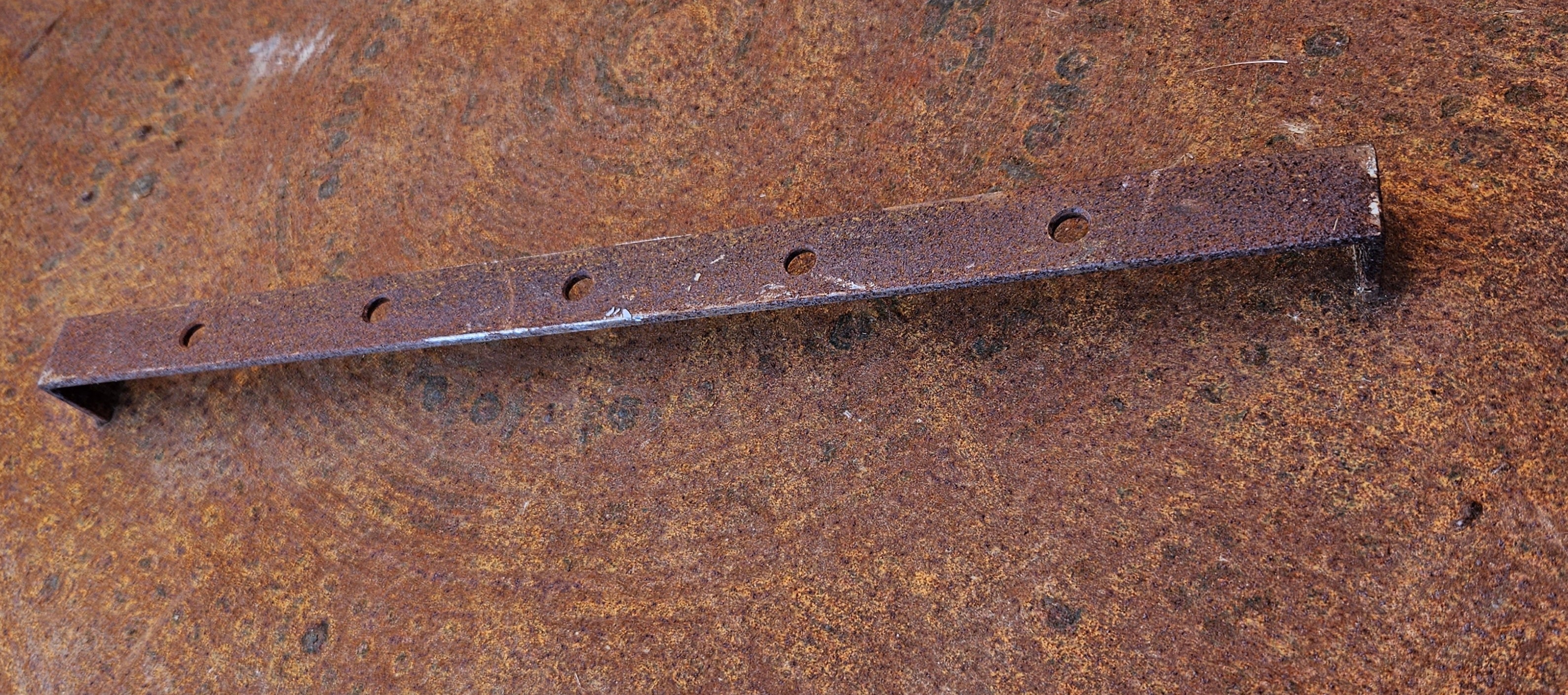 'Language of the Earth I' | 90x90x10cm