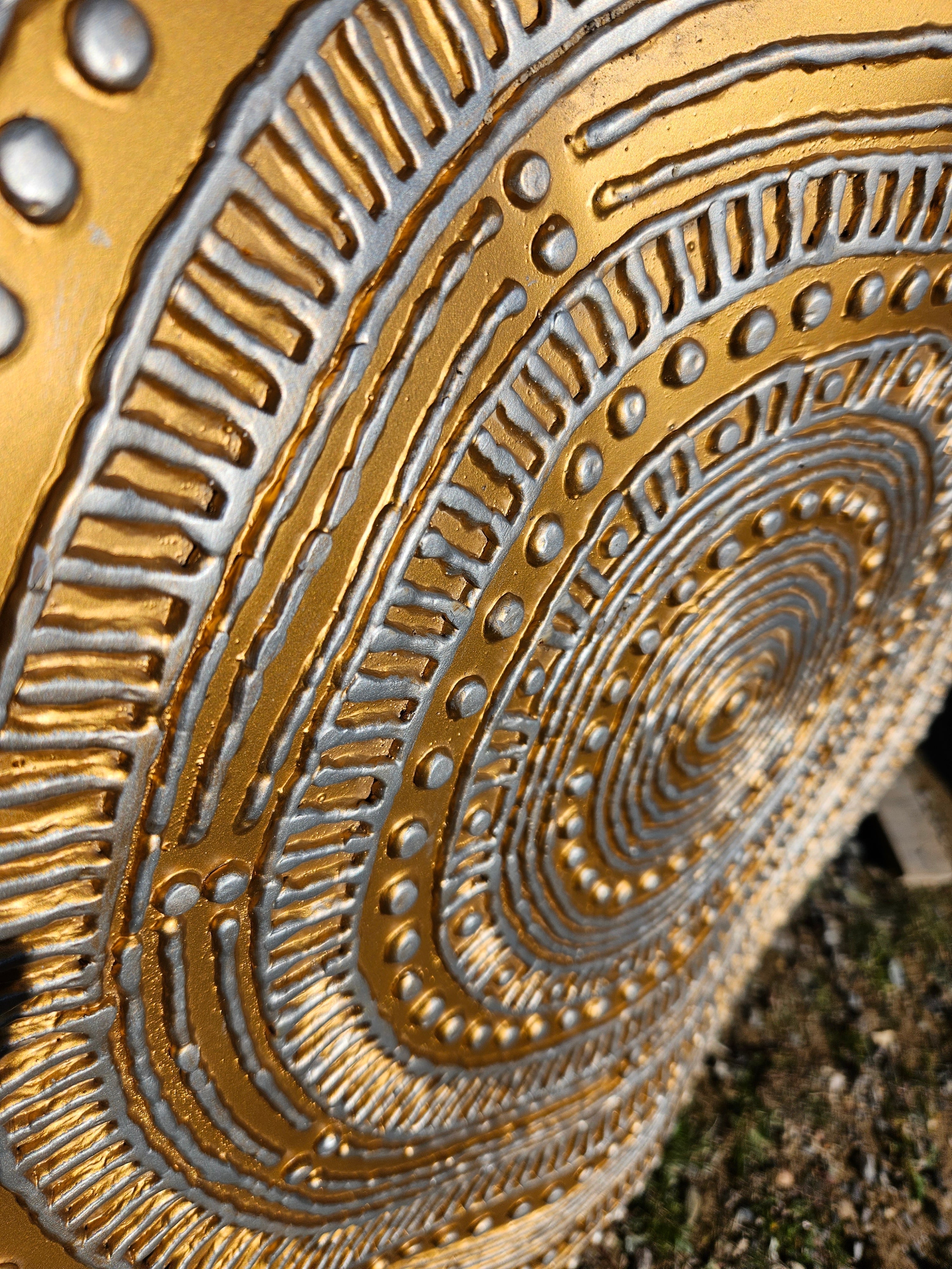 'Language of the Earth I' | 66x60x3cm