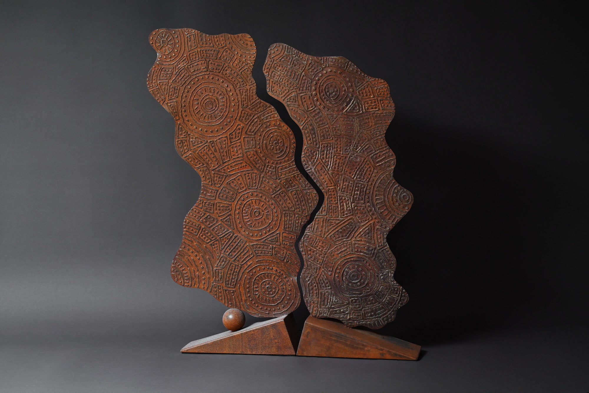 'Language of the Earth' | 85x67x10cm