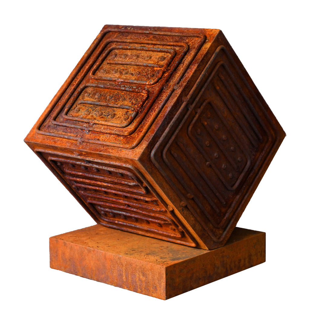 'Language of the Earth III' | 47x42x30cm