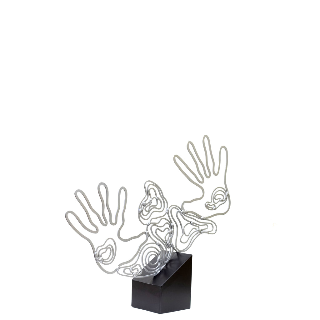 'Handing Down' | 33x41x8cm