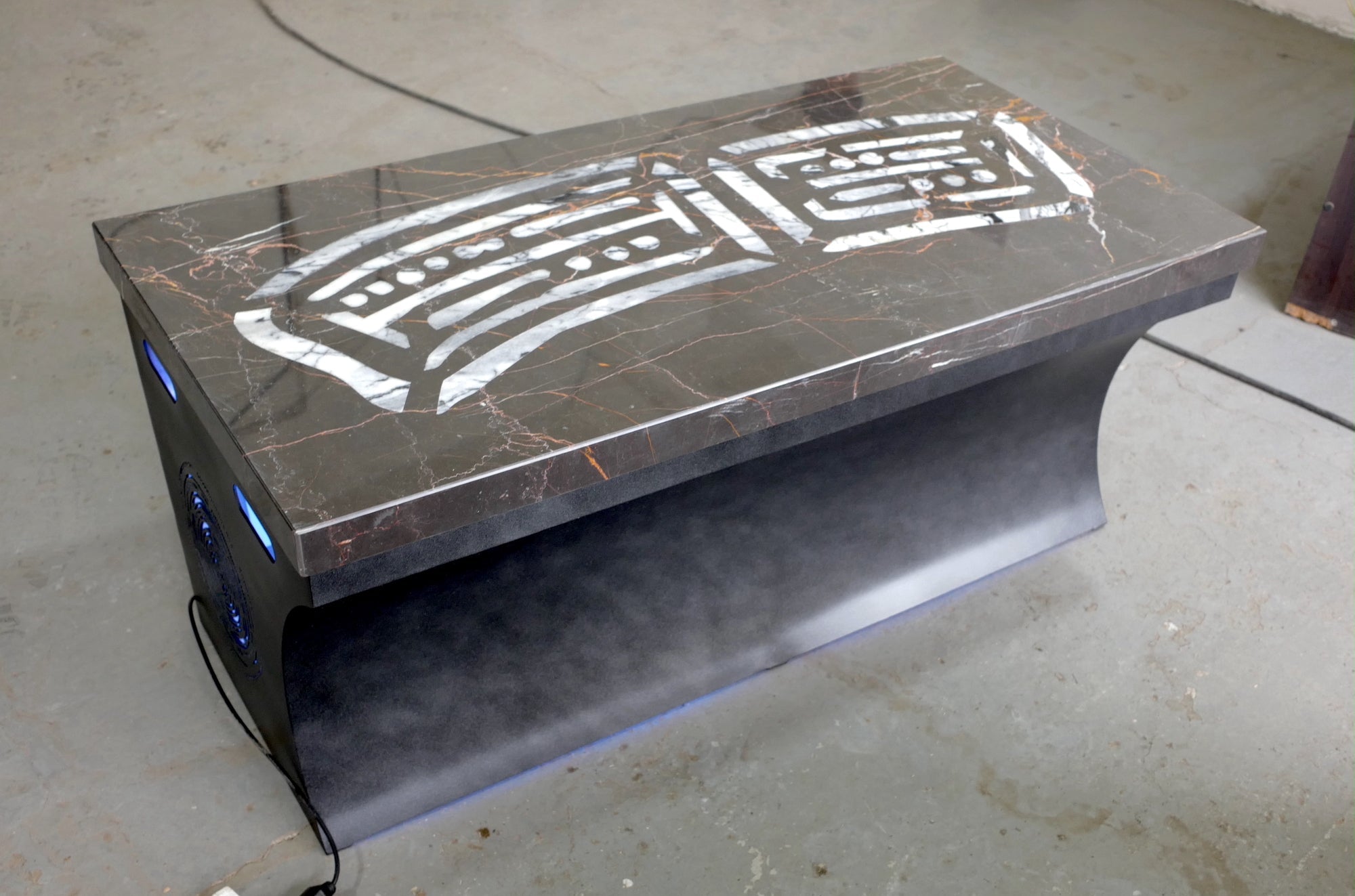 'Language of the Earth' Bench | 52x120x60cm