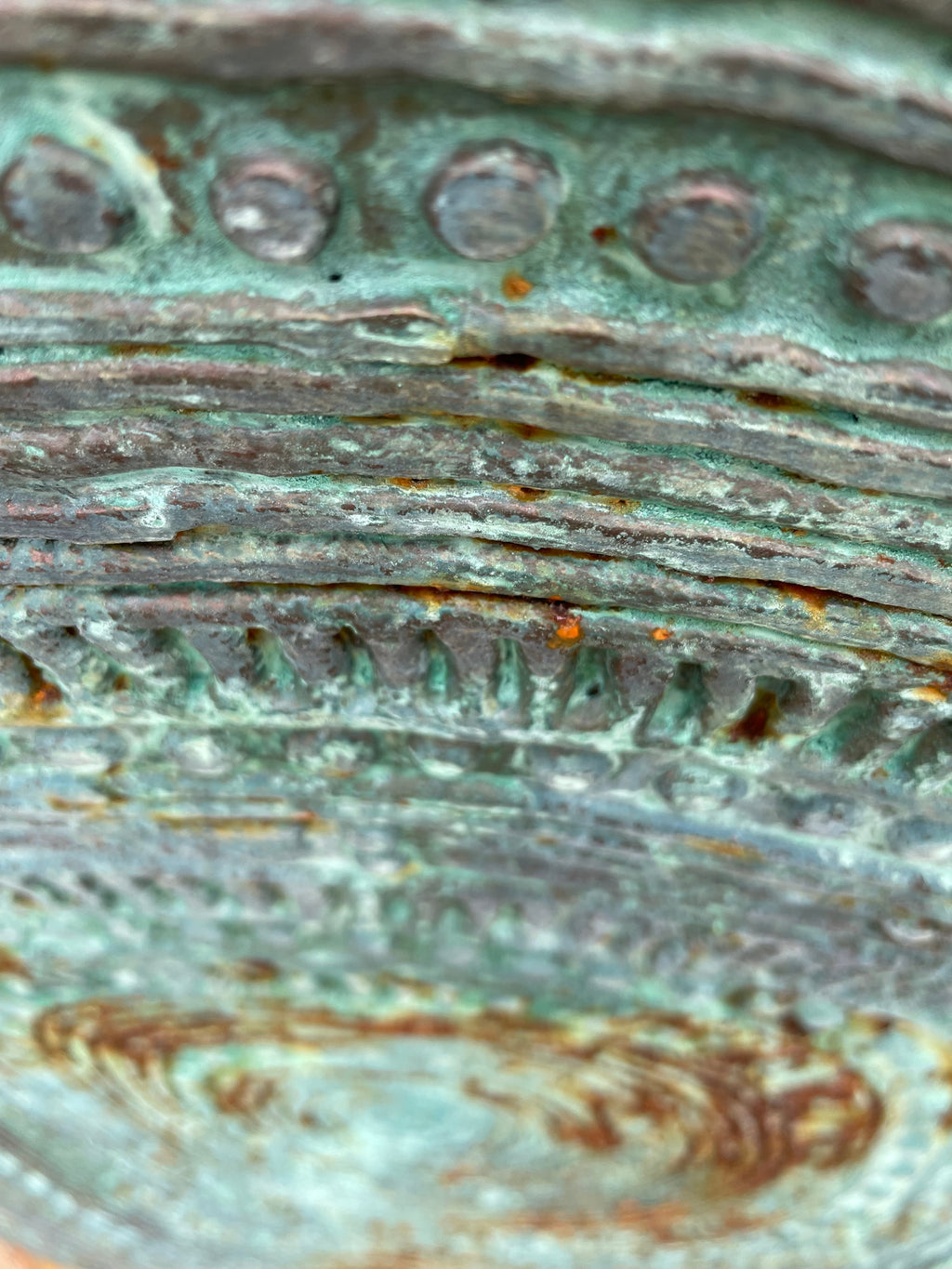 'Language of the Earth I' | 67x60x42cm